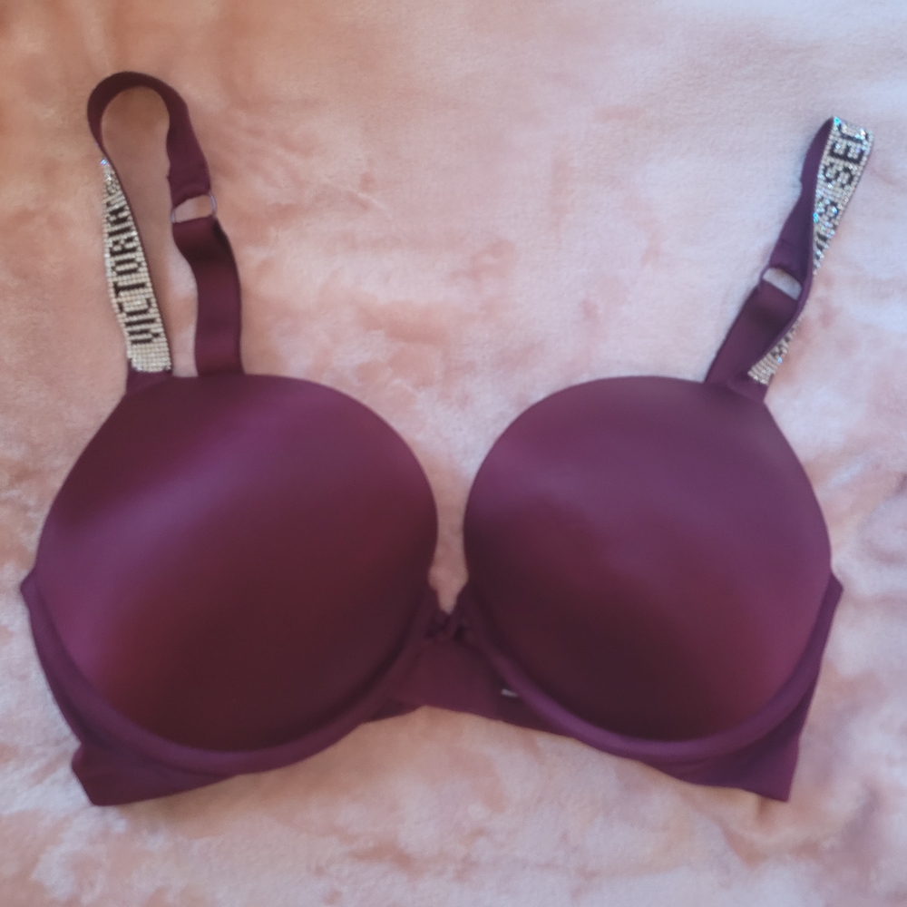 Victoria's Secret Bombshell Bra with Logo Bling Straps 34D